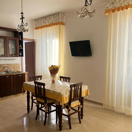 Apartman Radames House *