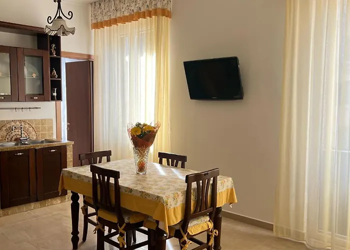 Апартаменти Radames House *